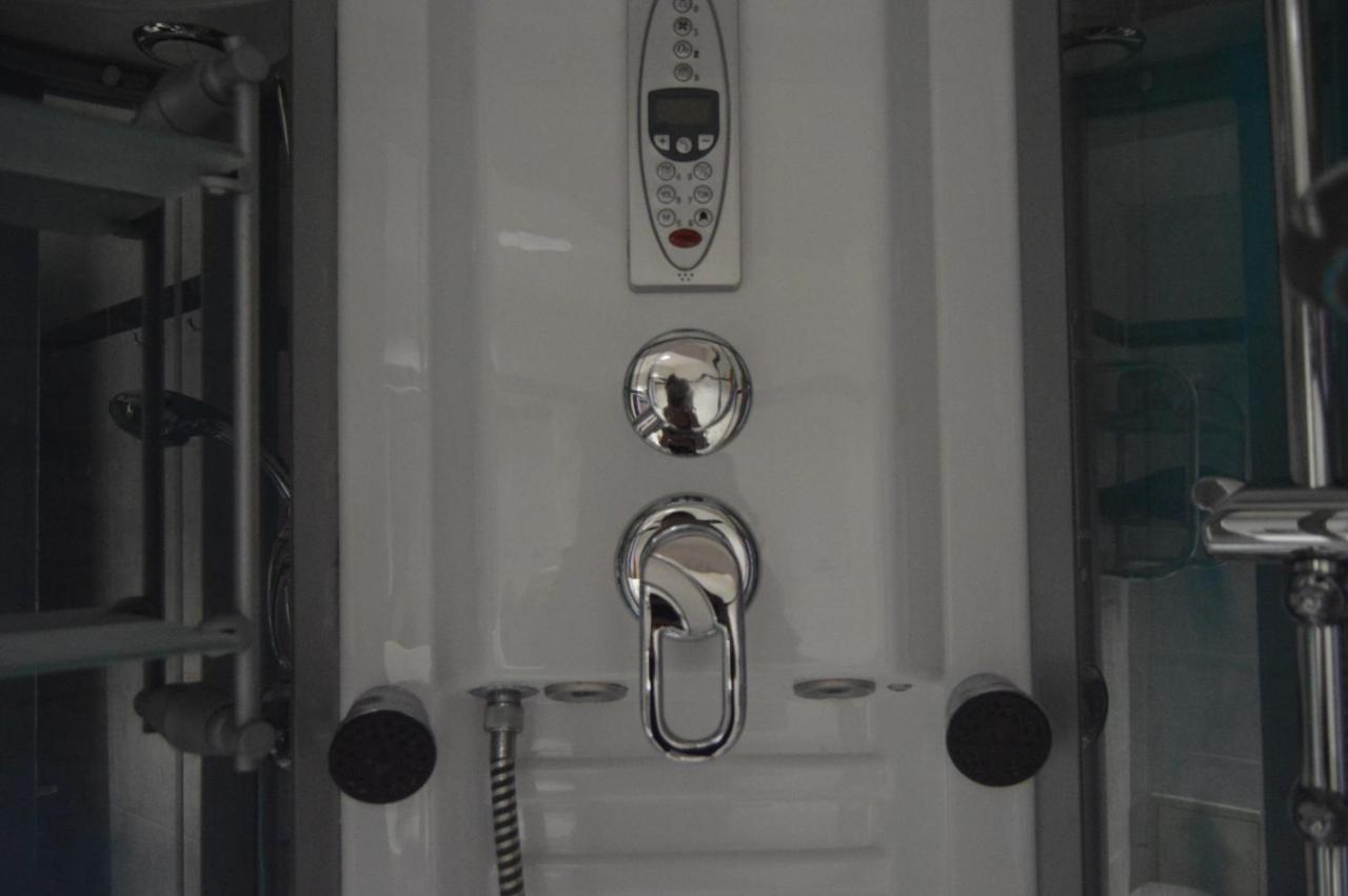 Motel Gombas Dış mekan fotoğraf