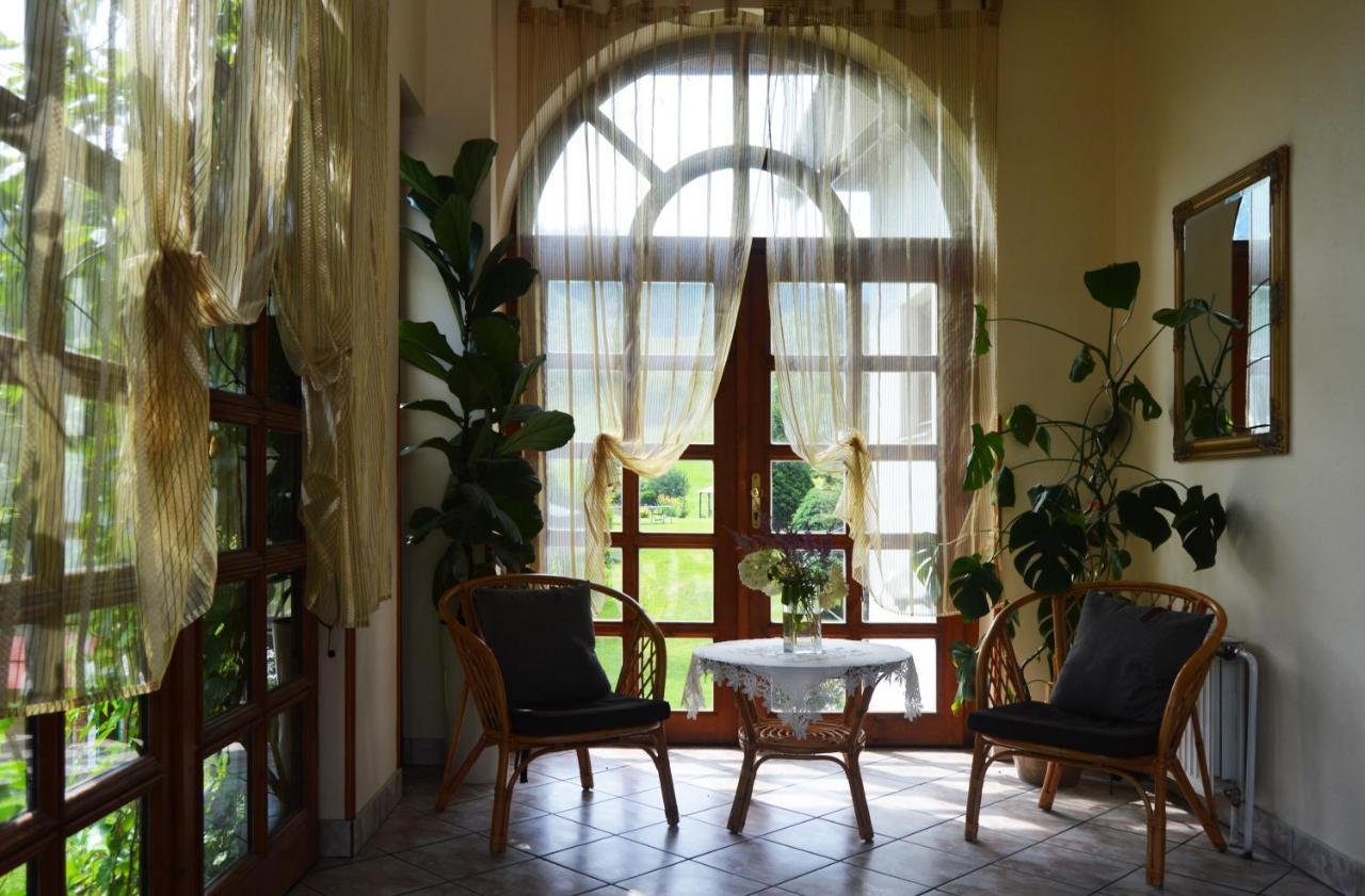Motel Gombas Dış mekan fotoğraf